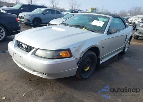 2004 Ford Mustang z USA, uszkodzony, nr VIN 1FAFP44434F108213